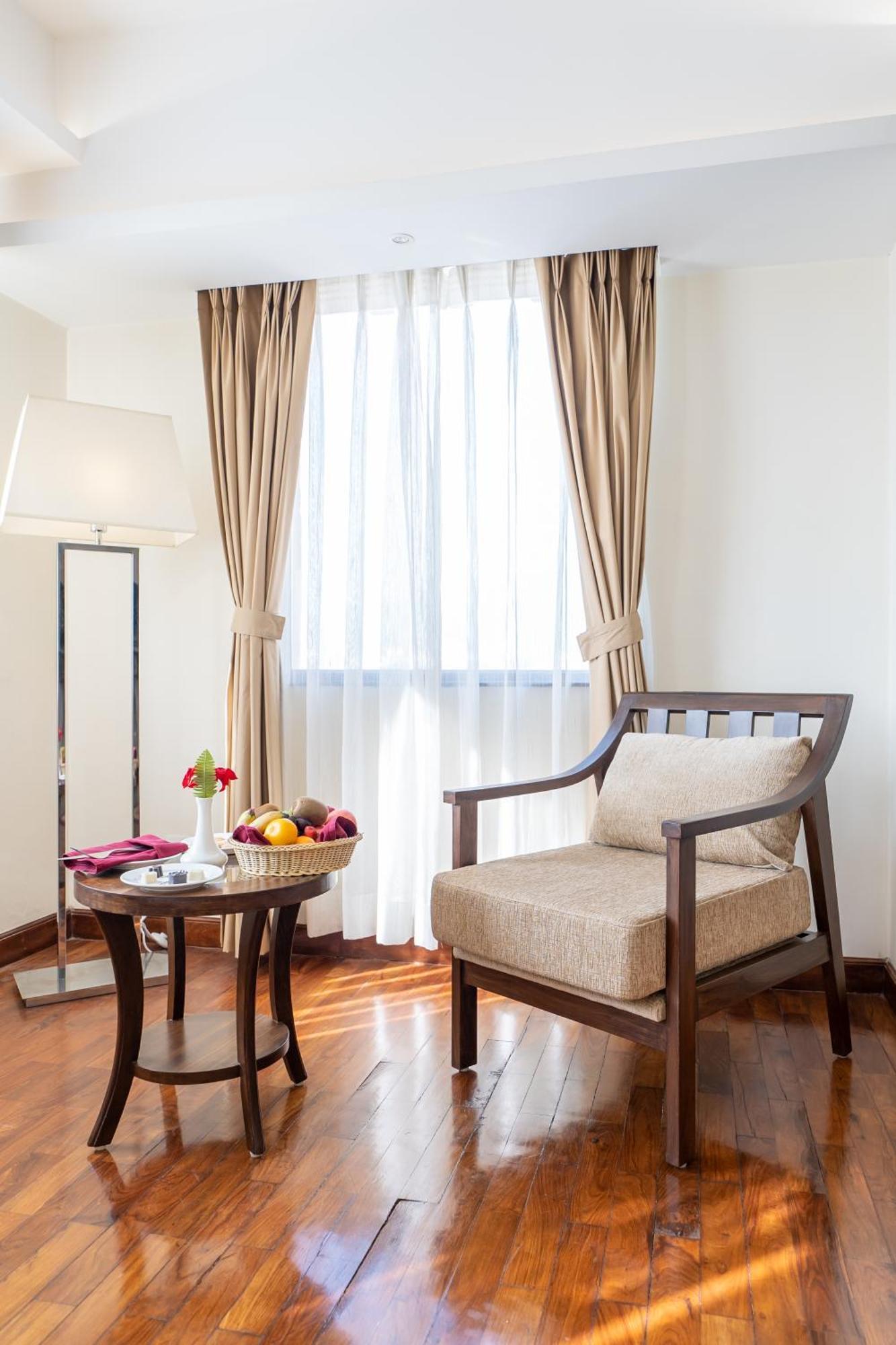 Ramada By Wyndham Kathmandu Dhumbarahi Hotel Exterior photo